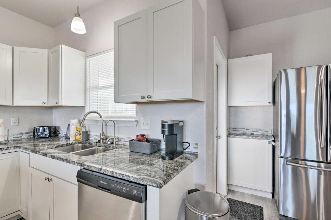 Surfside Beach Retreat With Deck And Ocean Views 외부 사진