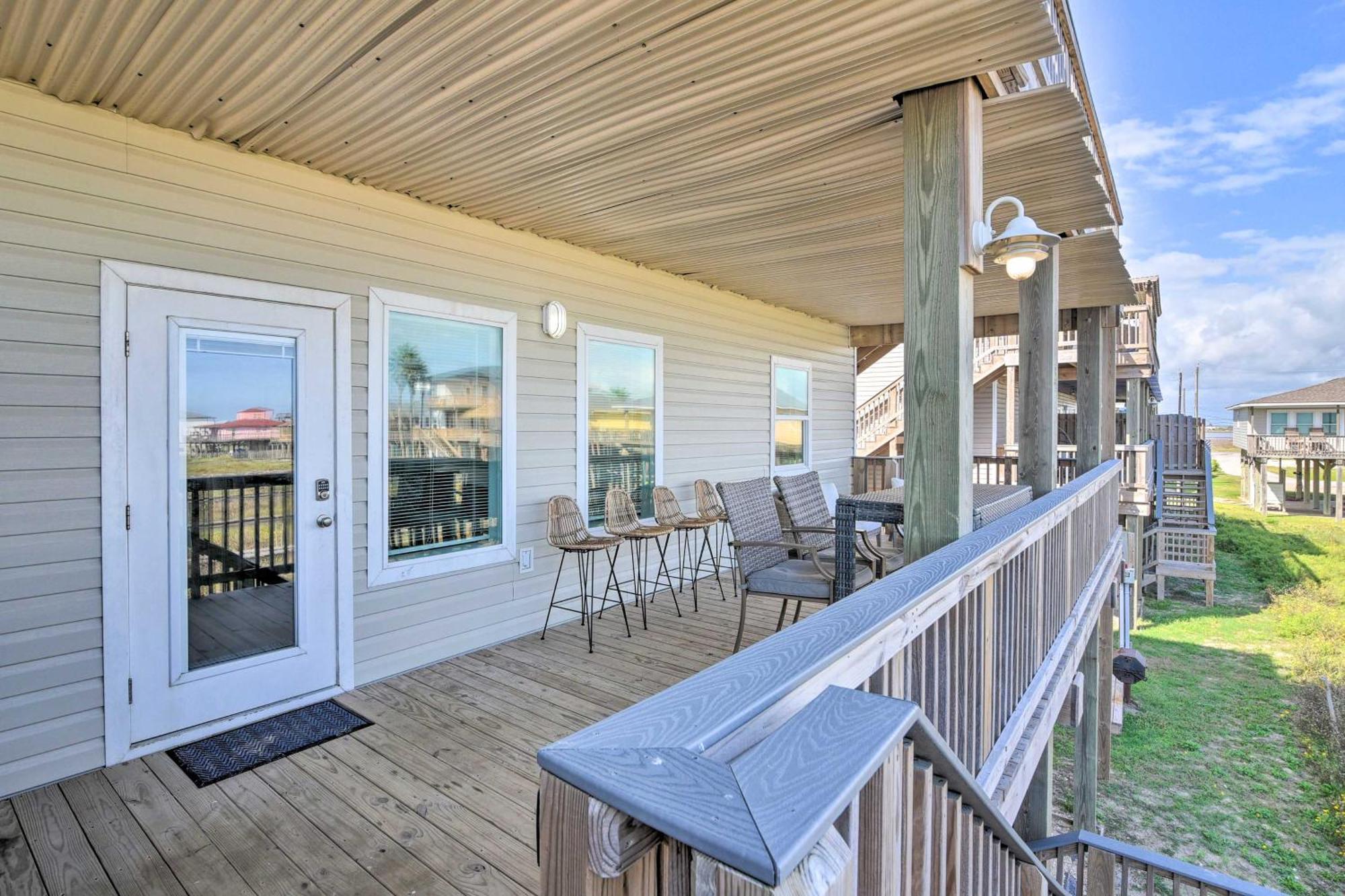 Surfside Beach Retreat With Deck And Ocean Views 외부 사진